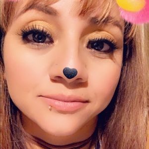 Meet your Posher, Noelia